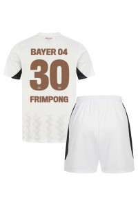 Bayer Leverkusen Jeremie Frimpong #30 Babyklær Borte Fotballdrakt til barn 2024-25 Korte ermer (+ Korte bukser)